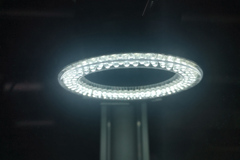 How Does the Stereo Microscope Illumination System Affect Image Quality?